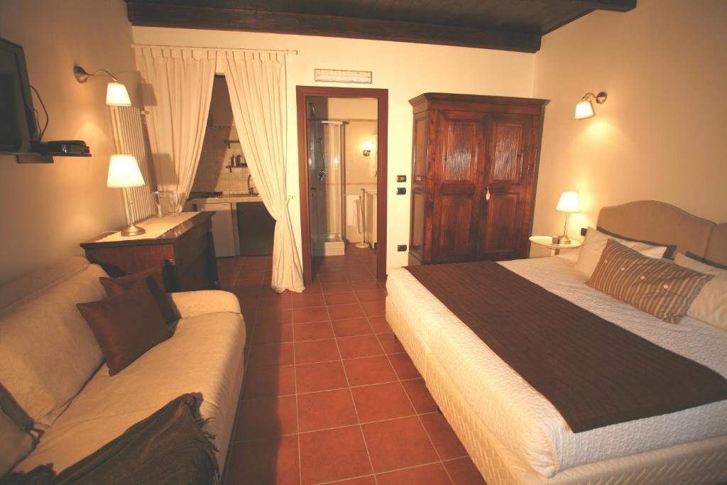 La Maragliana Aparthotel Castel Rocchero Room photo