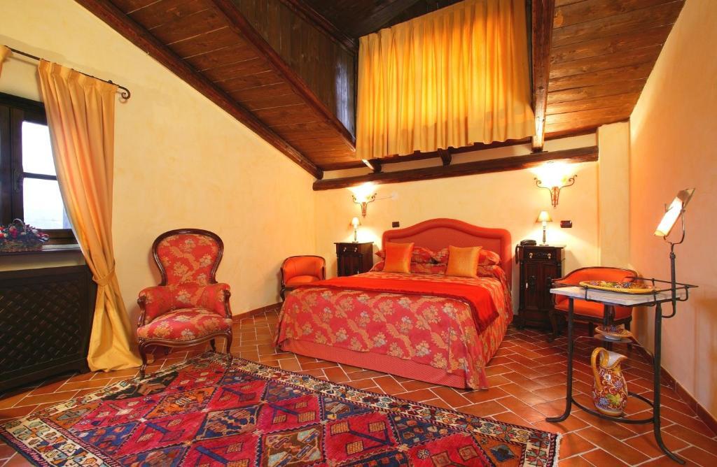 La Maragliana Aparthotel Castel Rocchero Room photo