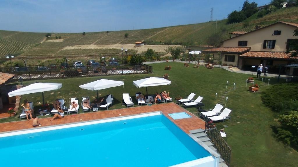 La Maragliana Aparthotel Castel Rocchero Exterior photo