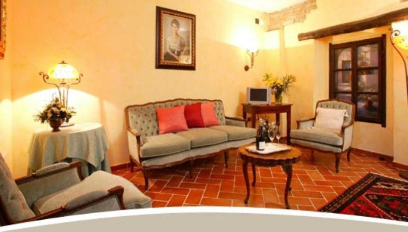 La Maragliana Aparthotel Castel Rocchero Exterior photo