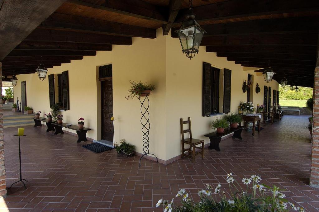 La Maragliana Aparthotel Castel Rocchero Exterior photo